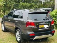 https://riyasewana.com/uploads/kia-sorento-1-2012-316402412403.jpg
