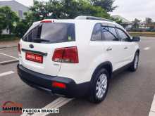 https://riyasewana.com/uploads/kia-sorento-1-20140558343.jpg