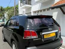 https://riyasewana.com/uploads/kia-sorento-1-9-2011-56455012543.jpg