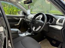https://riyasewana.com/uploads/kia-sorento-1-9-56461317615.jpg