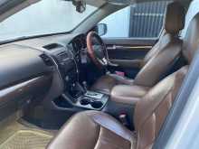 https://riyasewana.com/uploads/kia-sorento-12232851785.jpg