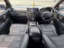 https://riyasewana.com/uploads/kia-sorento-141222474113.jpg
