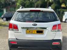 https://riyasewana.com/uploads/kia-sorento-169371122022.jpg