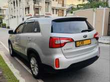 https://riyasewana.com/uploads/kia-sorento-1st-1014232022103.jpg