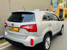 https://riyasewana.com/uploads/kia-sorento-1st-1014242124541.jpg