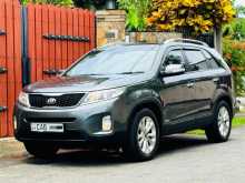 Kia Sorento 1to12 2014 SUV