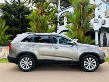 https://riyasewana.com/uploads/kia-sorento-2011-1218000512524.jpg