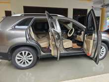 https://riyasewana.com/uploads/kia-sorento-2011-3012425912134.jpg