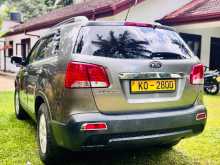 https://riyasewana.com/uploads/kia-sorento-2011-612344012832.jpg