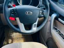 https://riyasewana.com/uploads/kia-sorento-2012-2012-1117531212644.jpg