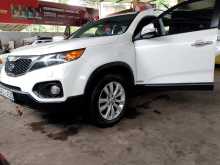 https://riyasewana.com/uploads/kia-sorento-2012-2518343112573.jpg