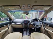https://riyasewana.com/uploads/kia-sorento-2013-1215084912783.jpg