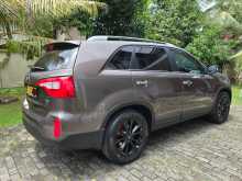 https://riyasewana.com/uploads/kia-sorento-2013-1215084912934.jpg