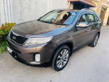 https://riyasewana.com/uploads/kia-sorento-2014-412431812052.jpg