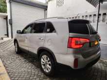 https://riyasewana.com/uploads/kia-sorento-2014-819463012572.jpg