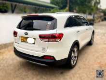 https://riyasewana.com/uploads/kia-sorento-2015-98404712692.jpg