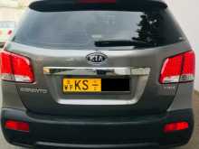 https://riyasewana.com/uploads/kia-sorento-2095703503.jpg