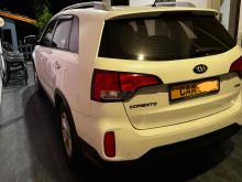 https://riyasewana.com/uploads/kia-sorento-220460024292.jpg