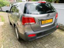 https://riyasewana.com/uploads/kia-sorento-22231111303.jpg