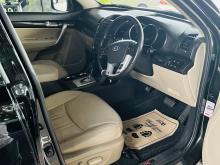 https://riyasewana.com/uploads/kia-sorento-2812225410136.jpg