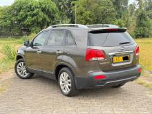 https://riyasewana.com/uploads/kia-sorento-3115182024931.jpg