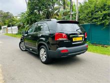 https://riyasewana.com/uploads/kia-sorento-58073324614.jpg