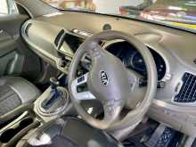 https://riyasewana.com/uploads/kia-sportage-2012-309115012802.jpg