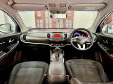 https://riyasewana.com/uploads/kia-sportage-2013-189080712553.jpg