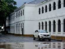 https://riyasewana.com/uploads/kia-sportage-2013-2013-2012224312561.jpg