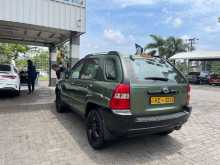 https://riyasewana.com/uploads/kia-sportage-311933254422.jpg