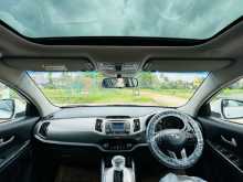 https://riyasewana.com/uploads/kia-sportage-highest-164434985.jpg