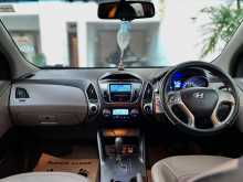 https://riyasewana.com/uploads/kia-tucson-2013-2012003512573.jpg