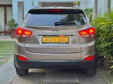 https://riyasewana.com/uploads/kia-tucson-2013-2012003512652.jpg