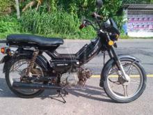 Kinetic Safari 4s 2016 Motorbike