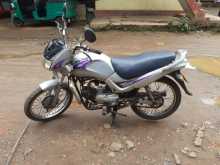 Kinetic Boss 2007 Motorbike