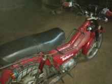 Kinetic Safari 2019 Motorbike
