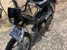 Kinetic Safari 4s 2017 Motorbike