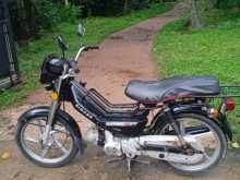 Kinetic Safari 4s 2022 Motorbike