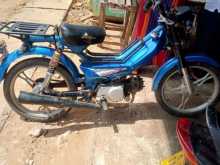 Kinetic Safari 4s 2014 Motorbike