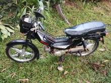Kinetic Safari 4s 2019 Motorbike