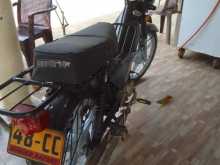 Kinetic Safari 2015 Motorbike