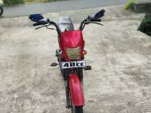 Kinetic Safari 2021 Motorbike