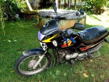 Kinetic Velocity 2005 Motorbike