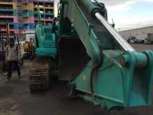 Kobelco Excavator 200 2006 Heavy-Duty