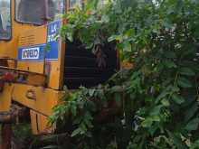 https://riyasewana.com/uploads/kobelco-lk300-23856574703.jpg