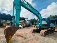 Kobelco Sk200-8 Imported Excavator 20 Ton 2012 Heavy-Duty