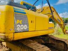 Komatsu 200 - 8 2012 Heavy-Duty