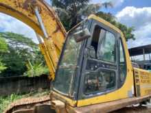 Komatsu 200-6 Excavator 2007 Heavy-Duty