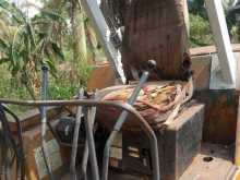 Komatsu 3 Excavator 1990 Heavy-Duty