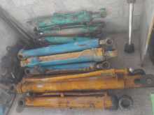 https://riyasewana.com/uploads/komatsu-6-40-61650504383.jpg